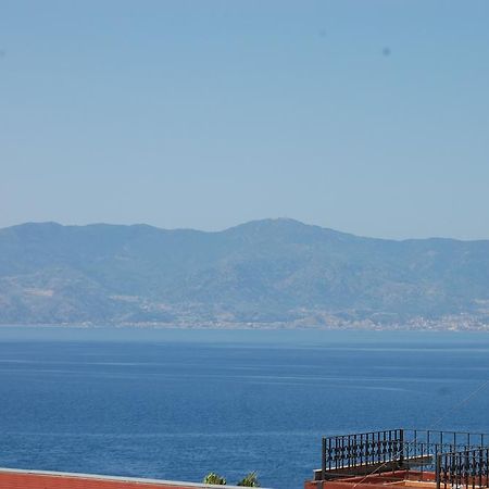 B&B H224 Reggio di Calabria Buitenkant foto