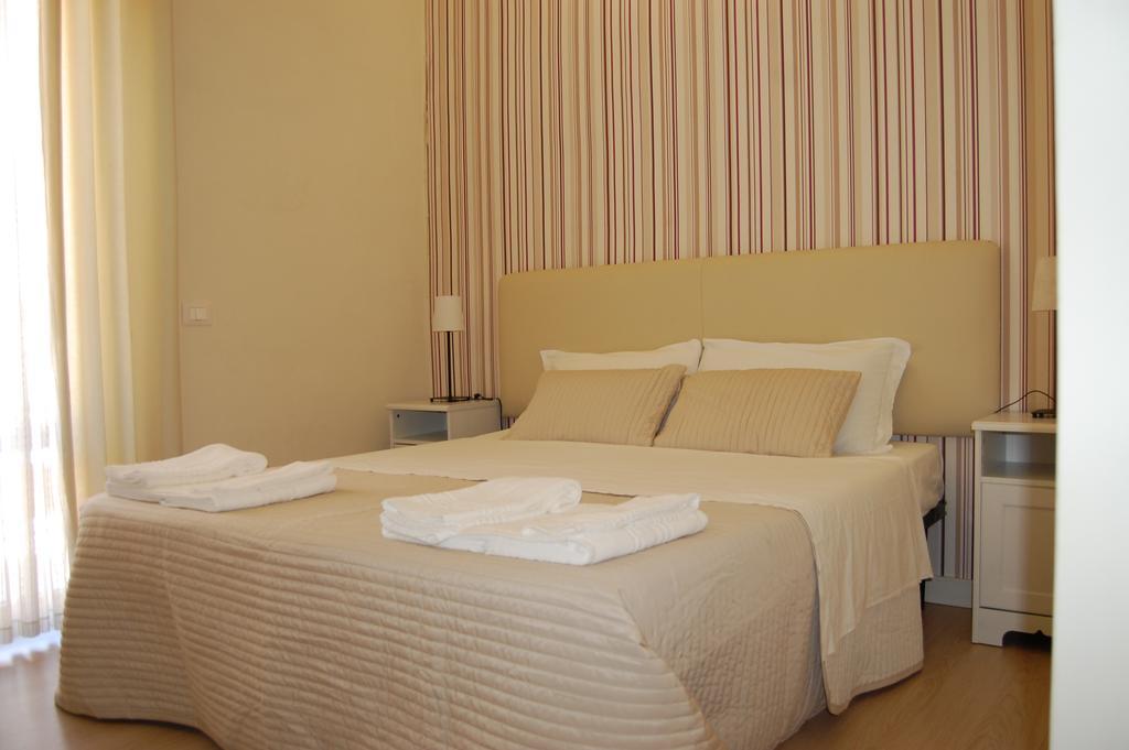 B&B H224 Reggio di Calabria Buitenkant foto