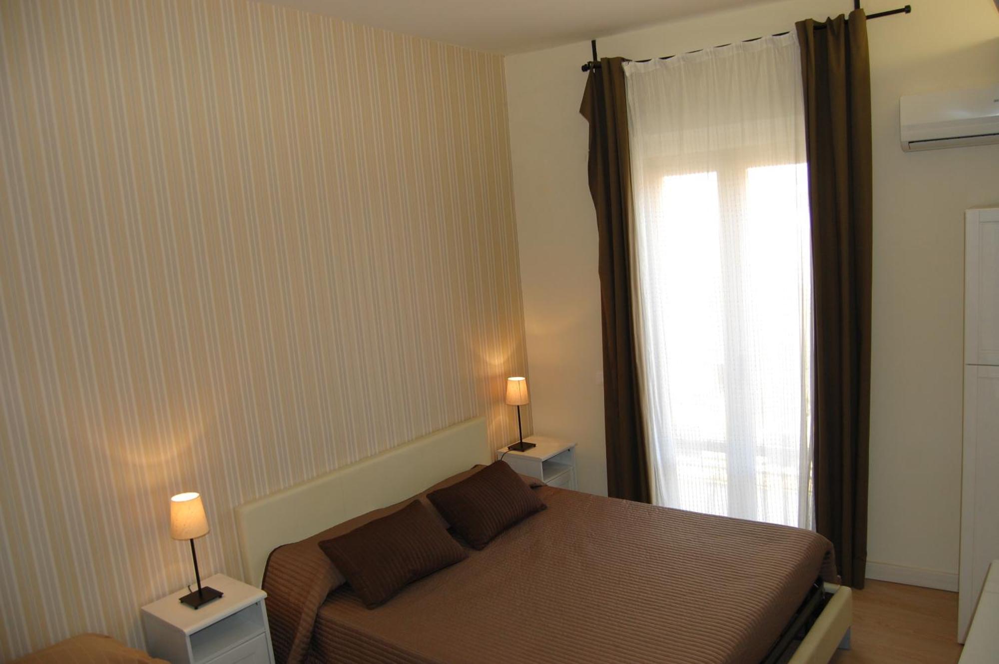 B&B H224 Reggio di Calabria Buitenkant foto